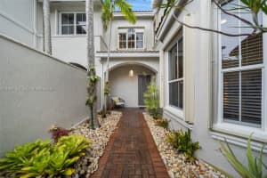 896 Spinnaker Dr #896, Hollywood, FL 33019, - MLS#A11991165