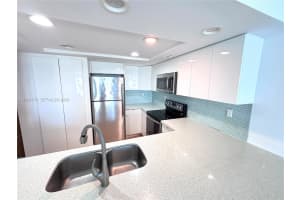 400 South Pointe Dr APT 408, Miami Beach, FL 33139, - MLS#A11991170