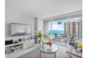 6801 Collins Ave #1208, Miami Beach, FL 33141, - MLS#A11991182