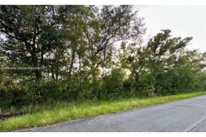 36675 Ne 9th Dr Okeechobee, FL 34972 - MLS#A11991198