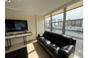 1000 Parkview Dr 720 Hallandale Beach, FL 33009 - MLS#A11991219