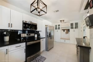 8535 Sw 97th Rd Miami, FL 33173 - MLS#A11991272