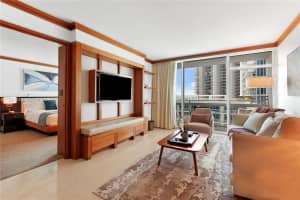 6801 Collins Ave #711, Miami Beach, FL 33141, - MLS#A11991280