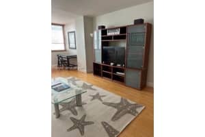 5005 Collins Ave APT 423, Miami Beach, FL 33140, - MLS#A11991283