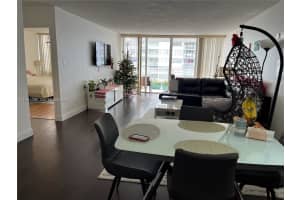 18051 Biscayne Blvd 903 Aventura, FL 33160 - MLS#A11991296