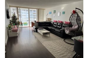 18051 Biscayne Blvd 903 Aventura, FL 33160 - MLS#A11991296