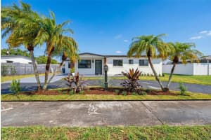 10445 149th Ter , Miami, FL 33176 - MLS#A11991301
