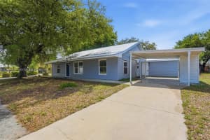 210 E Sugarland Cir Clewiston, FL 33440 - MLS#A11991306