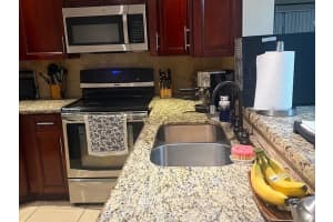 9715 Fontainebleau Blvd , Miami, FL 33172 - MLS#A11991308