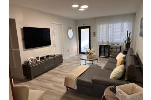   , Virginia Gardens, FL 33166 - MLS#A11991318