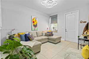 4910 Nw 48th Ter Tamarac, FL 33319 - MLS#A11991324