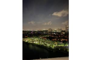 20505 Country Club Dr , Aventura, FL 33180 - MLS#A11991338