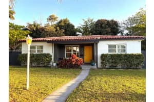 450 Ne 155th Ter, Miami 450 Ne 155th Ter, Miami