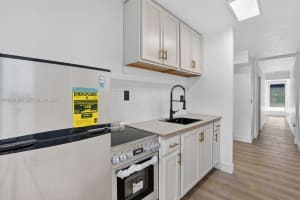 10240 Collins Ave , Bal Harbour, FL 33154 - MLS#A11991405