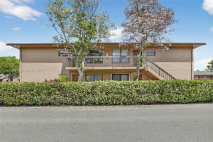 10002 Winding Lake Rd , Sunrise, FL 33351 - MLS#A11991426