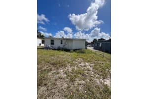 2305 Nw 13 Ct Fort Lauderdale, FL 33311 - MLS#A11991435