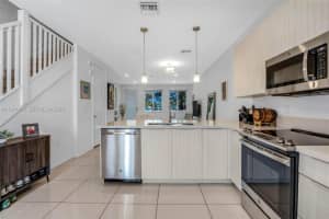 6416 Nw 102nd Ct 118 Doral, FL 33178 - MLS#A11991444