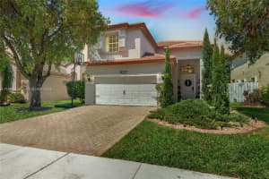 19237 Nw 13th St, Pembroke Pines