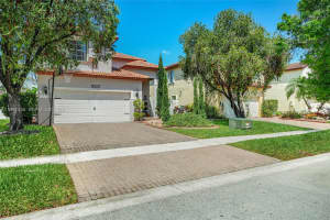 19237 Nw 13th St Pembroke Pines, FL 33029 - MLS#A11991458