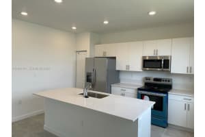 10013 231 LN , Miami, FL 33190 - MLS#A11991471