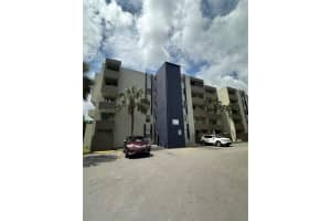 10090 NW 80th Ct APT 1350, Miami Lakes, FL 33016, - MLS#A11991472