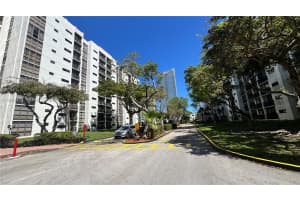 17021 N Bay Rd APT 1015, Sunny Isles Beach, FL 33160, - MLS#A11991483