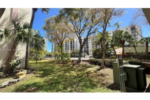 17021 N Bay Rd APT 1015, Sunny Isles Beach, FL 33160, - MLS#A11991483