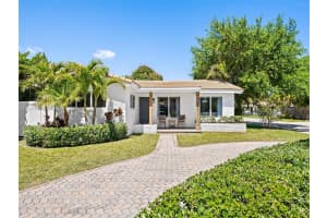 1203 Lincoln St Hollywood, FL 33019 - MLS#A11991495