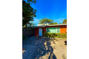 1055 Ne 34th Ct 1057 Oakland Park, FL 33334 - MLS#A11991496