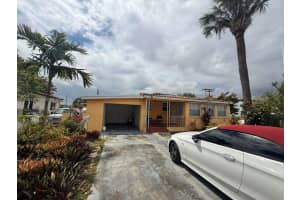 4470 W 1st Ave, Hialeah