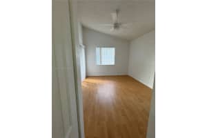 2861 N Oakland Forest Dr 301 Oakland Park, FL 33309 - MLS#A11991547