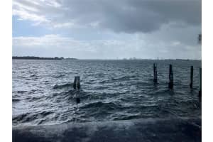 10801 Bayshore Dr , Miami, FL 33161 - MLS#A11991584