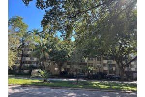 1800 Sans Souci Blvd 115 North Miami, FL 33181 - MLS#A11991596