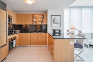 6899 Collins Ave UNIT 1009, Miami Beach, FL 33141, - MLS#A11991626