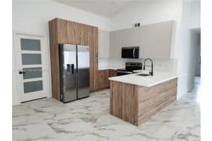 8615 Sw 15th St Pembroke Pines, FL 33025 - MLS#A11991646