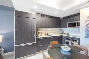 45 SW 9th St Apt 3405, Miami, FL 33130, - MLS#A11991669