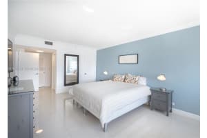 5601 Collins Ave , Miami Beach, FL 33140 - MLS#A11991681