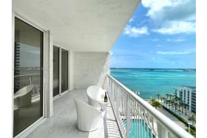 1200 Se Brickell Bay Dr 1707 Miami, FL 33131 - MLS#A11991702