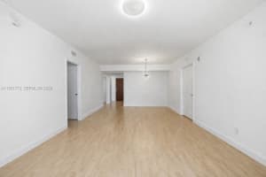 31 SE 5th St APT 2604, Miami, FL 33131, - MLS#A11991712