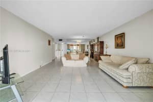 3800 S Ocean Dr APT 618, Hollywood, FL 33019, - MLS#A11991727