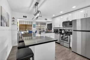 5404 Nw 27th Way Tamarac, FL 33309 - MLS#A11991739