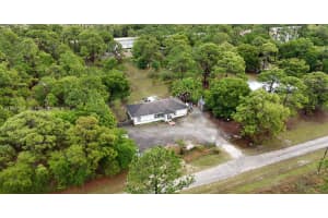 825 N Willow St Clewiston, FL 33440 - MLS#A11991780