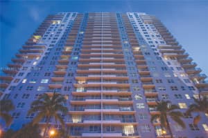 1111 Brickell Bay Dr 3108, Miami