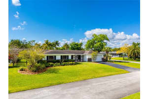 10364 Sw 117th St Miami, FL 33176 - MLS#A11991851