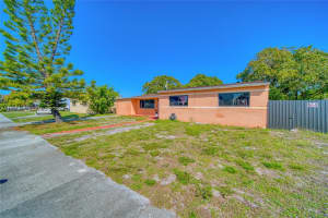 2451 NW 182nd Terrace, Miami Gardens, FL 33056, - MLS#A11991871