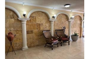 5033 7th St , Miami, FL 33126 - MLS#A11991888