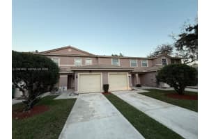 8530 W Southgate Shores Cir 1, Tamarac