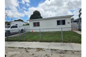 234 44th St , Hialeah, FL 33013 - MLS#A11991896