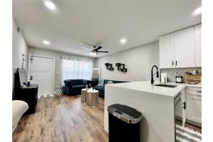 10019 Winding Lake Rd 202 Sunrise, FL 33351 - MLS#A11991915