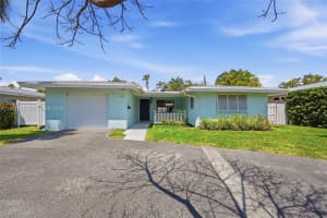 2725 Se 2nd Ct Pompano Beach, FL 33062 - MLS#A11991922